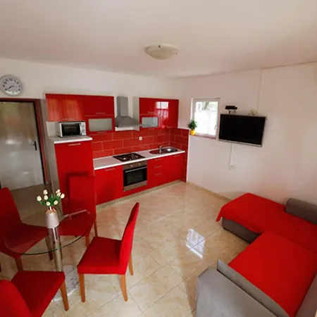 Apartment Zora Lopar